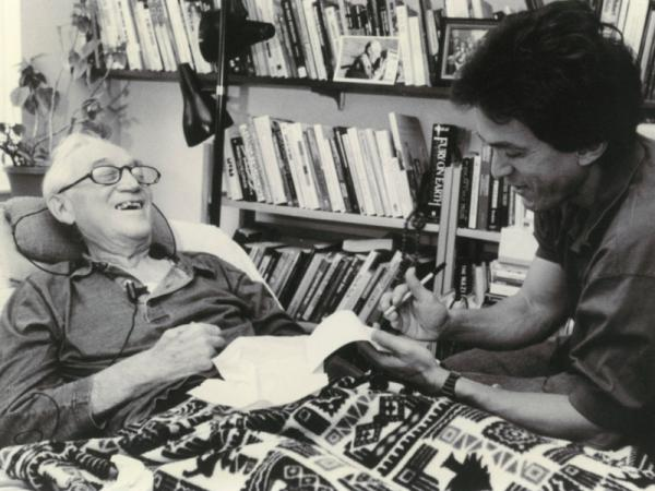 Mitch Albom speaks with his beloved teacher and friend, Morrie Schwartz. Albom met with Schwartz for 14 consecutive Tuesdays to discuss life’s greatest lessons. 