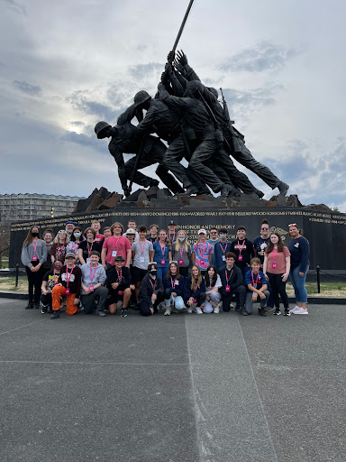 The middle schoolers on the D.C. trip had a great time over Spring Break.