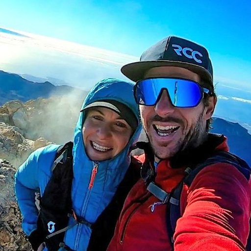 Image of the climber and his now ex-girlfriend.